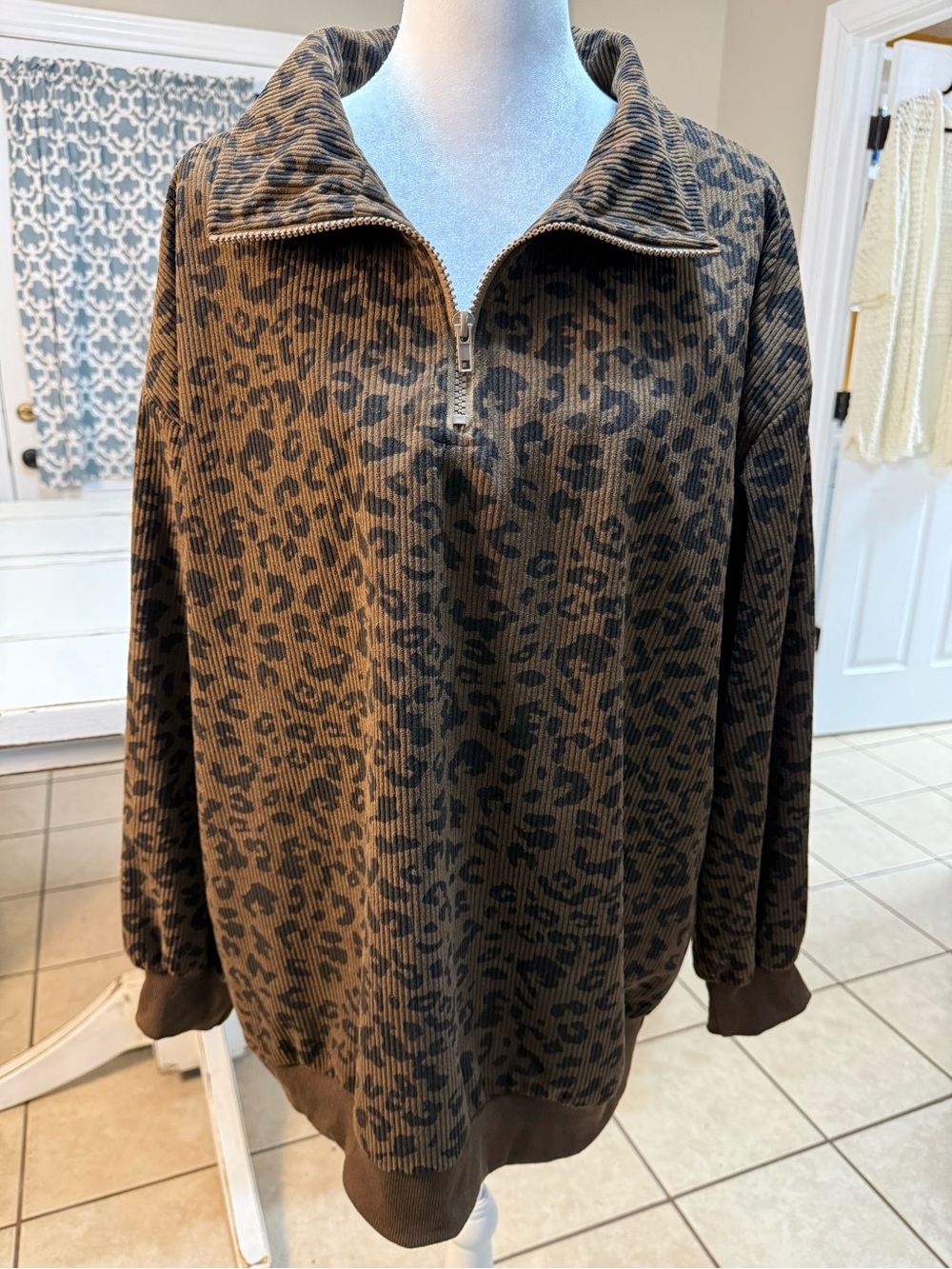 Boho oversized Leopard Print Quarter-Zip Pullover Size Large - Picture 2 of 15